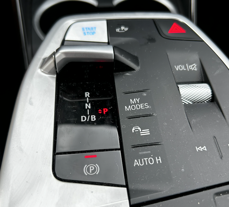 User-friendly controls of the BMW iX1