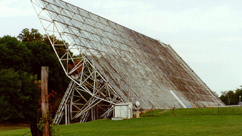 Big Ear radio telescope in operation