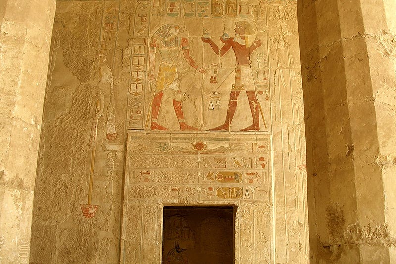 Temple of Hatshepsut, Hieroglyphics art